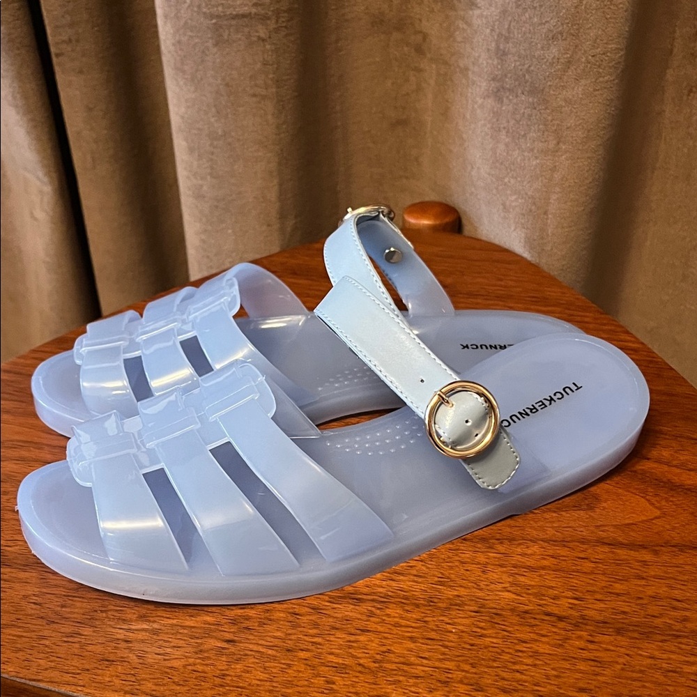 Tuckernuck Jelly Sandals